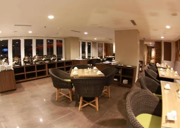 Mg SuitesHotel Semarang